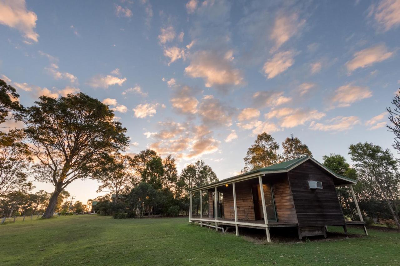 Cabins At Lovedale Wedding Chapel Extérieur photo