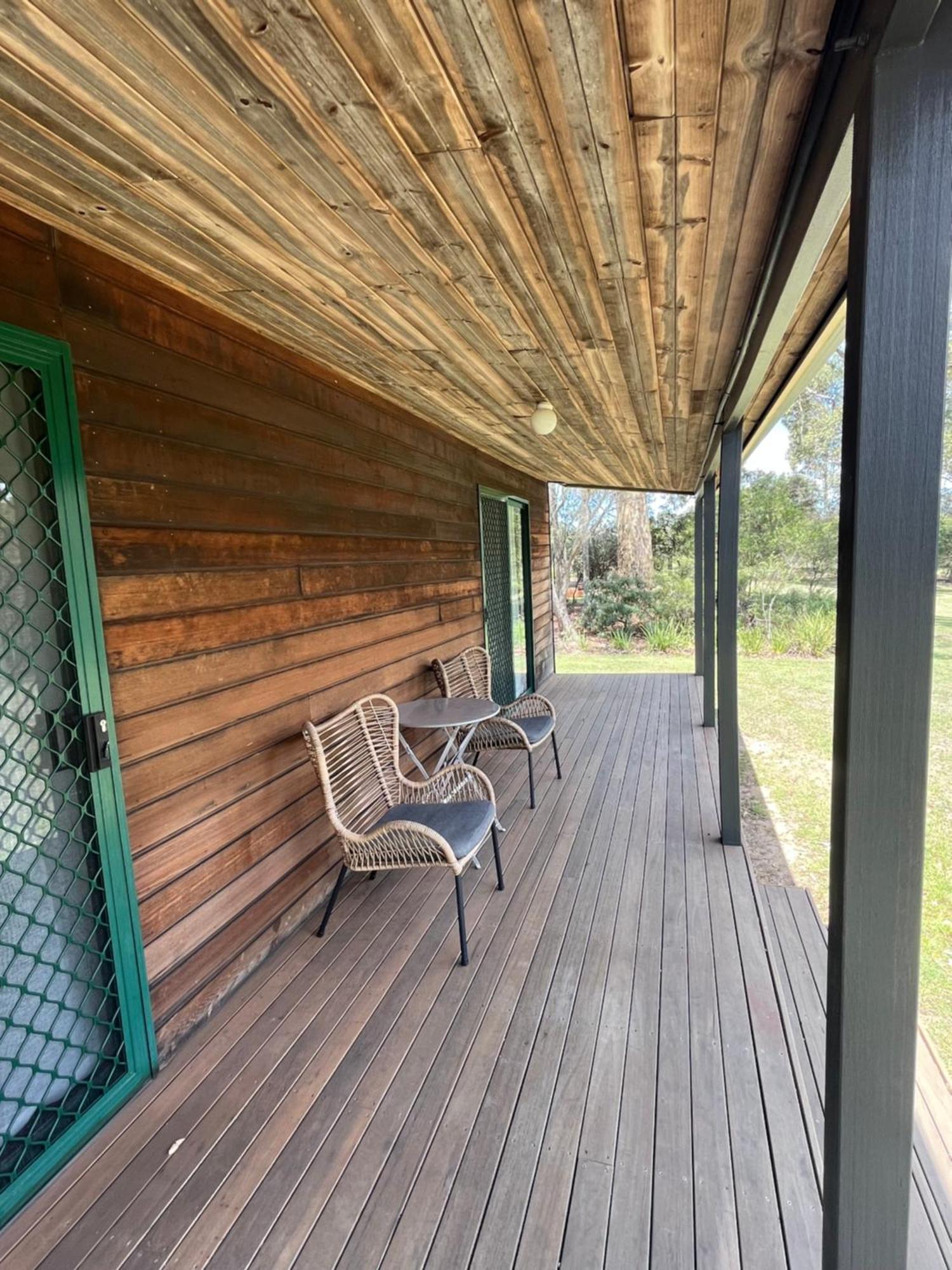 Cabins At Lovedale Wedding Chapel Extérieur photo