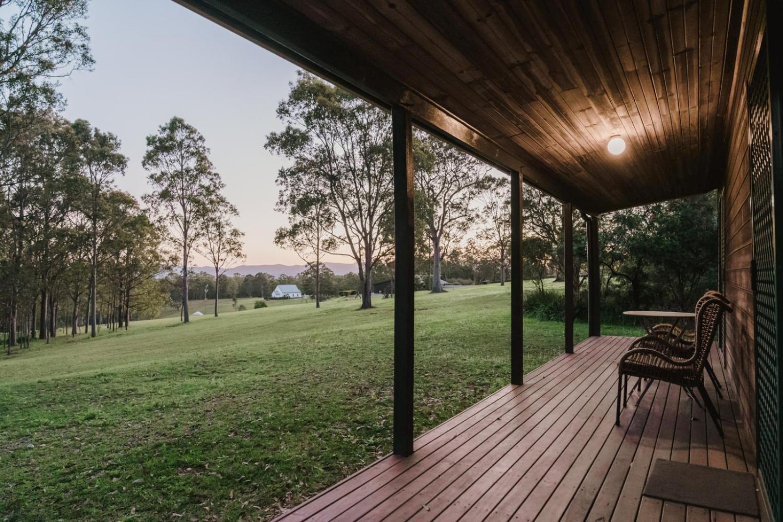 Cabins At Lovedale Wedding Chapel Extérieur photo